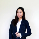 Khaliunaa, Gerente de Funciones Corporativas