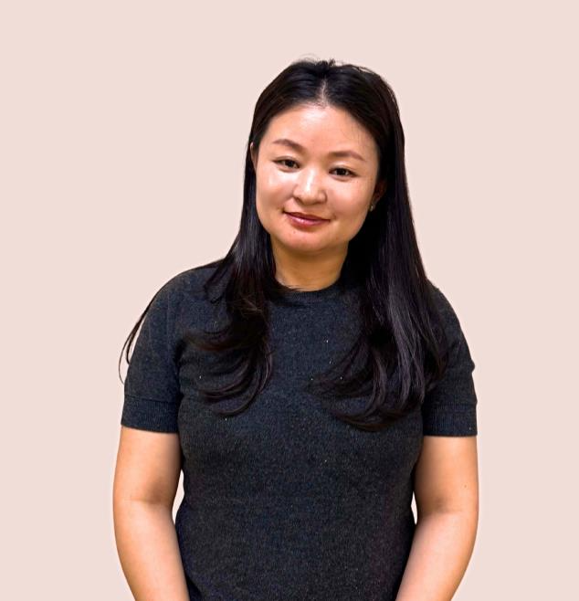 Naranchimeg, Sales Agent