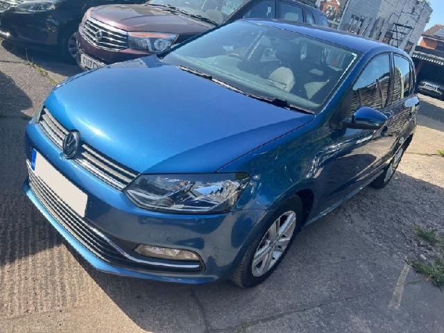 VOLKSWAGEN POLO 2014