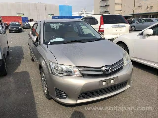 TOYOTA COROLLA AXIO